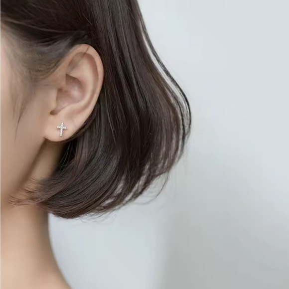 Cross Earrings 14k gold overlay 925 silver cubic zirconia Stud Religious - Picture 3 of 6